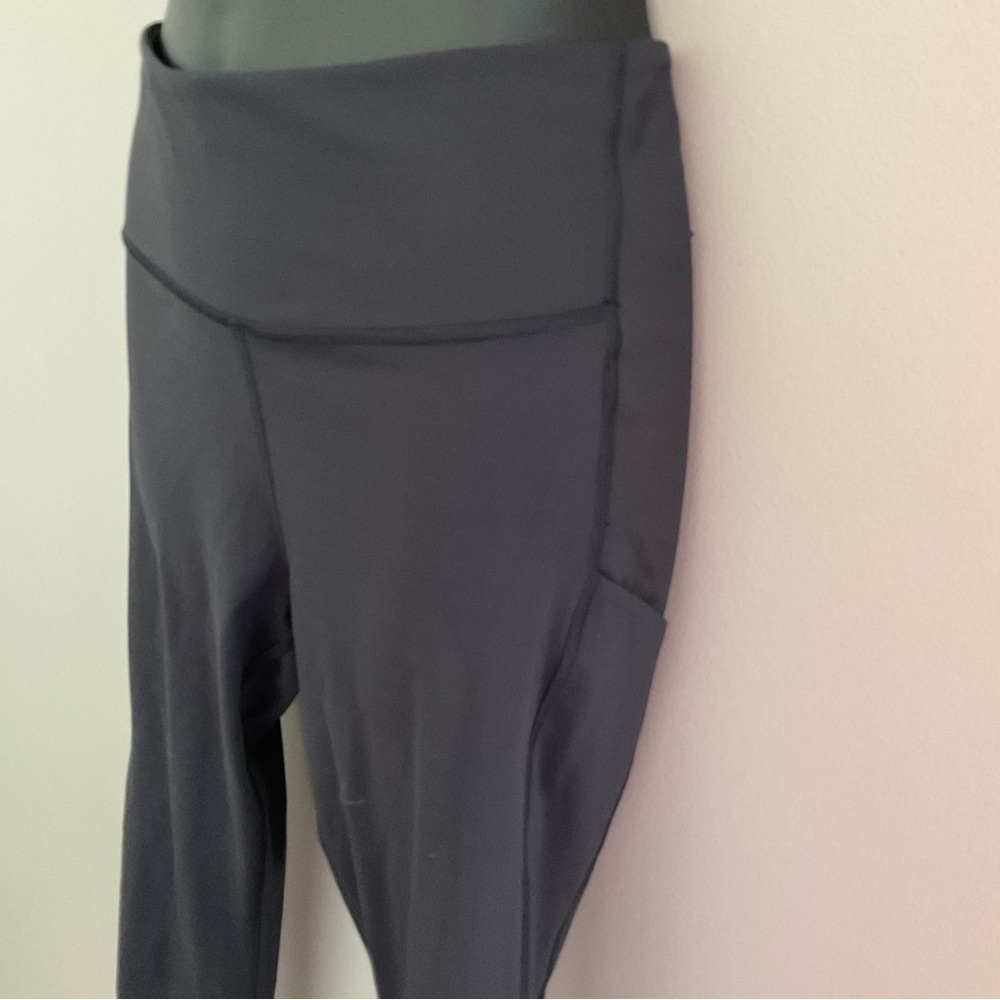 Athleta exercise leggings - Picture 5 of 7